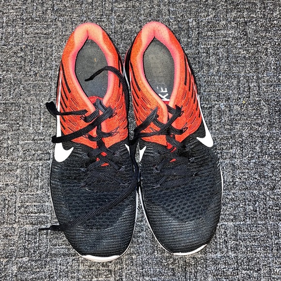 Nike DSX Flyknit Metcon 9.5 - Picture 4 of 5